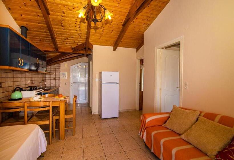 Апартаменты 2 Спальни, Sunflower Apartments & Studios