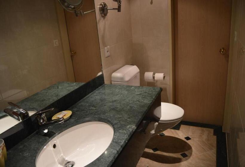 اتاق استاندارد سه نفره, Hillsite Smart Hotel Flims