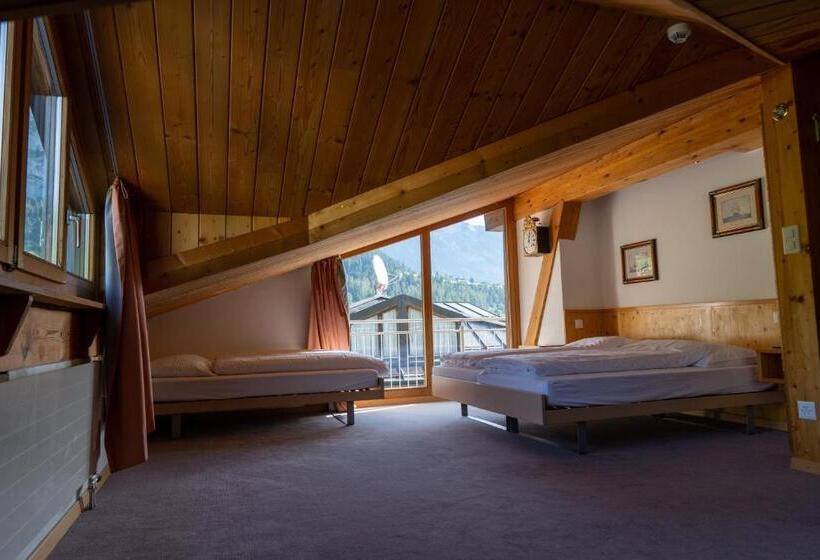 اتاق خانوادگی با چشم‌انداز کوه, Hillsite Smart Hotel Flims