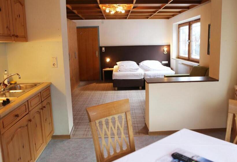 דירה בת חדר שינה 1 עם מרפסת, Gasthof Pension Madseiterhof