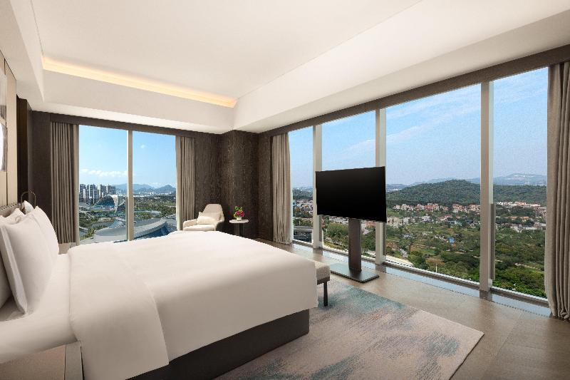 Люкс Кровать Кинг, Crowne Plaza Jiangmen Binjiang, An Ihg