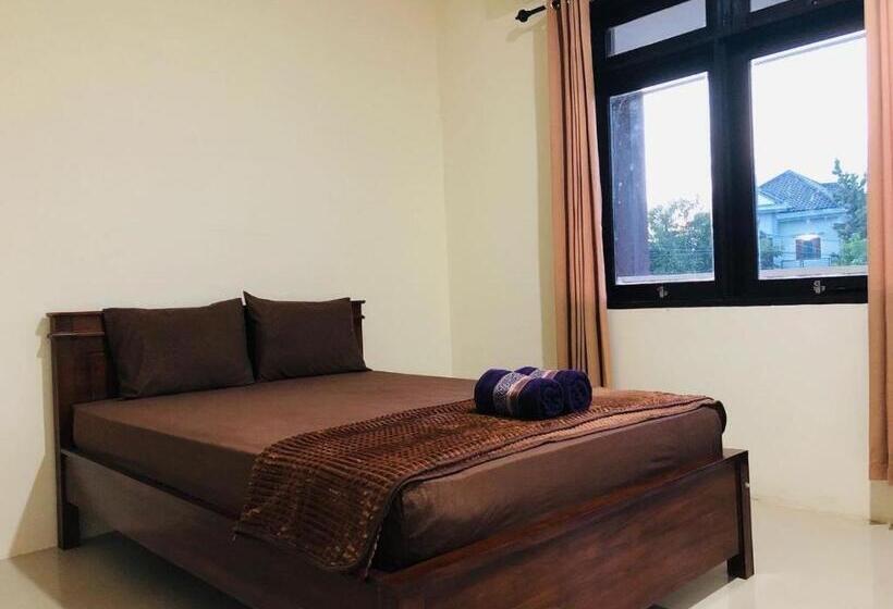 اتاق استاندارد, Calliandra Homestay