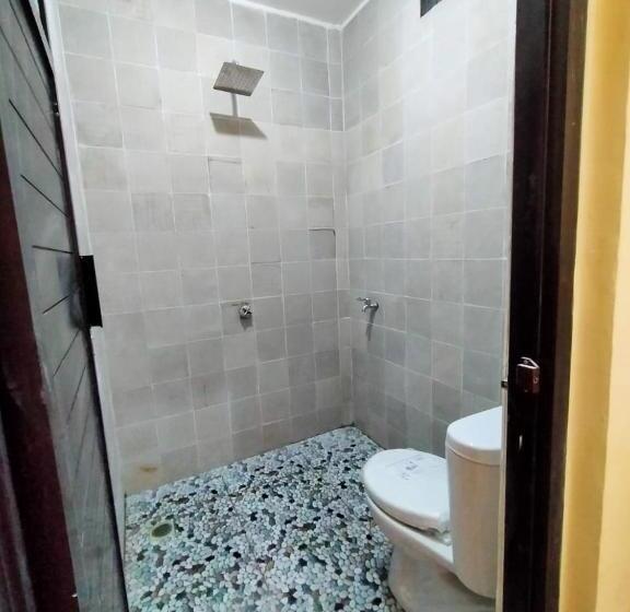 اتاق استاندارد یک نفره, Calliandra Homestay