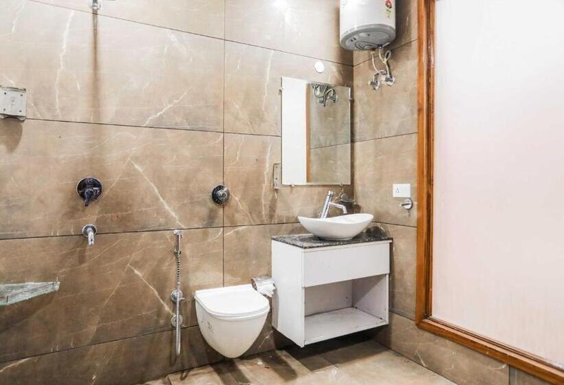 Трехместный Номер Классика, Oyo 81334 Star Inn