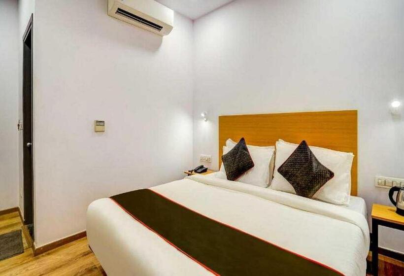 Трехместный Номер Классика, Oyo 81334 Star Inn
