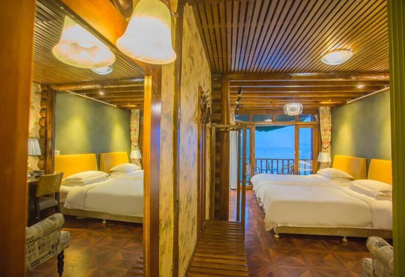 Номер Стандарт с Балконом, Lugu Lake In Love Inn Hostel