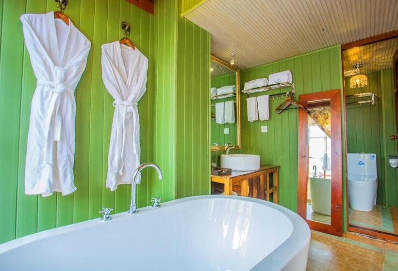 Полулюкс Вид на Сад, Lugu Lake In Love Inn Hostel