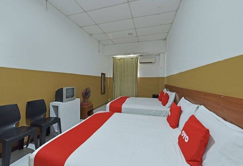 سوییت خانوادگی, Maple Hotel By Oyo