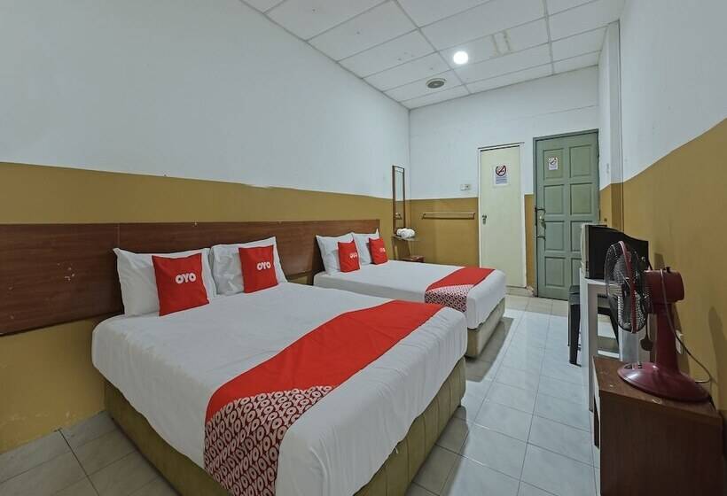 سوییت خانوادگی, Maple Hotel By Oyo