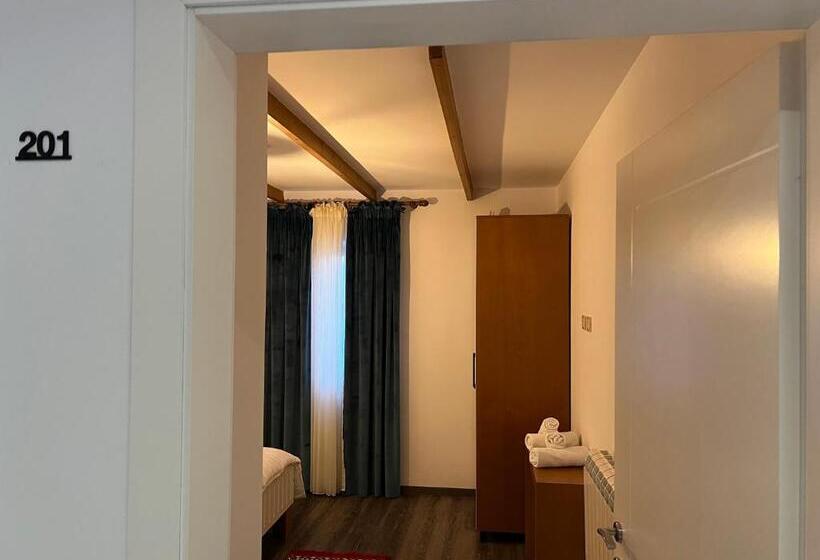 스탠다드 룸 산 전망, Chestnut Hill