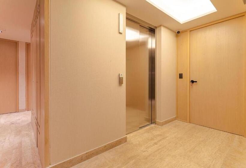 آپارتمان 1 خوابه با تراس, Homero 1410 By Royal Home Polanco