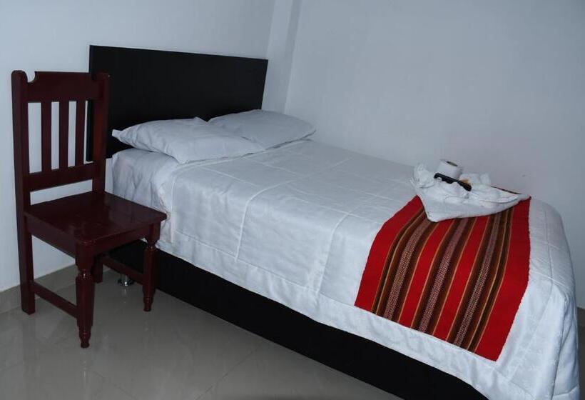 اتاق استاندارد یک نفره, La Casa Del Turista Chachapoyas