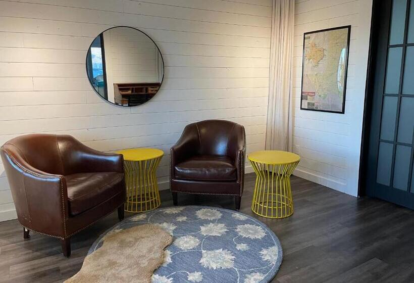 Номер Deluxe, Cardinal Room