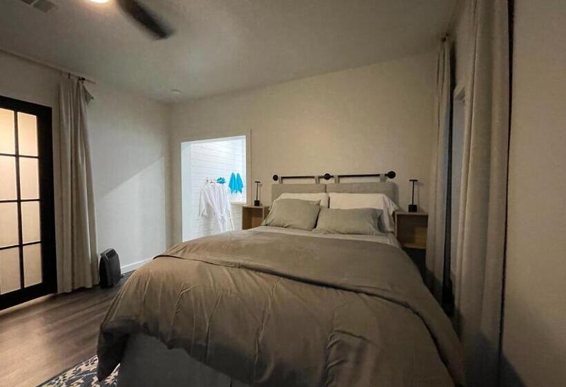 Номер Deluxe, Cardinal Room