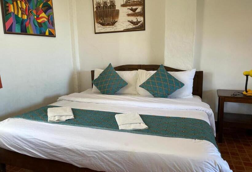 استودیوی استاندارد, Villa Apolonia Resort