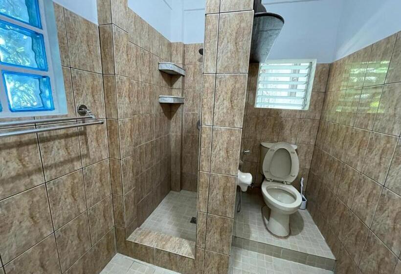 إستوديو قياسى, Villa Apolonia Resort