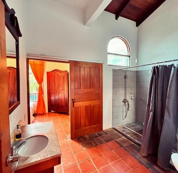اتاق استاندارد برای معلولان, Siwõ Art Guesthouse