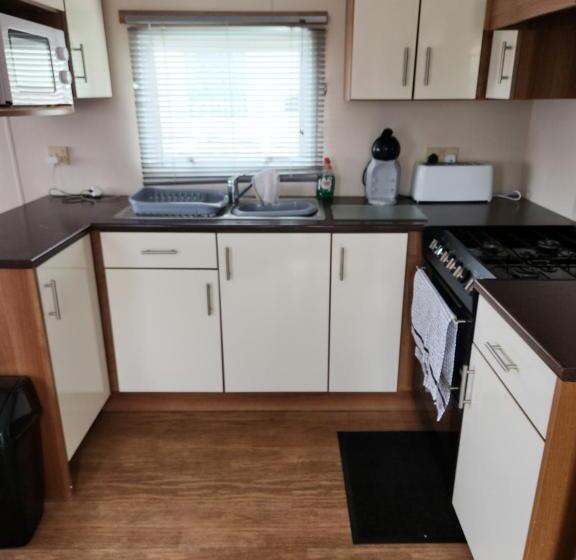 Апартаменты 1 Спальня, Sam S Caravan Hire Coastfield Holiday Village Ingoldmells