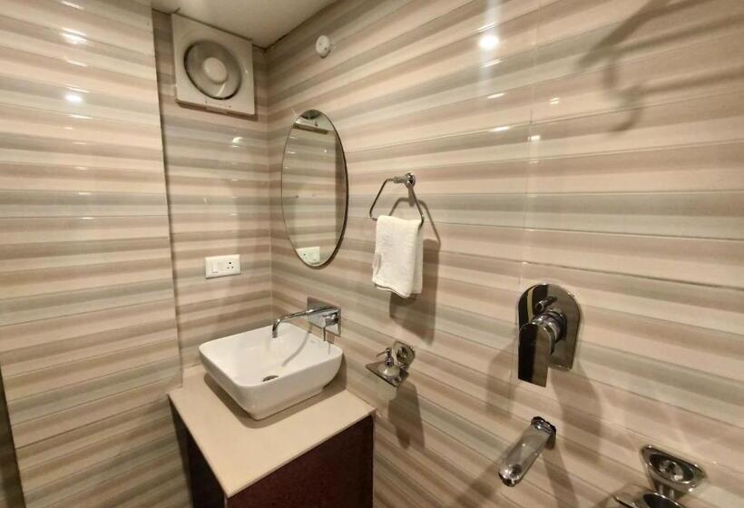 Номер Стандарт, Royal View Residency
