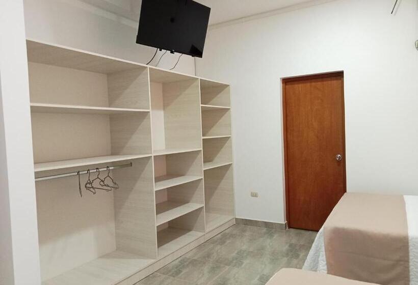 اتاق استاندارد با 2 تخت دوبل, Suite And Business