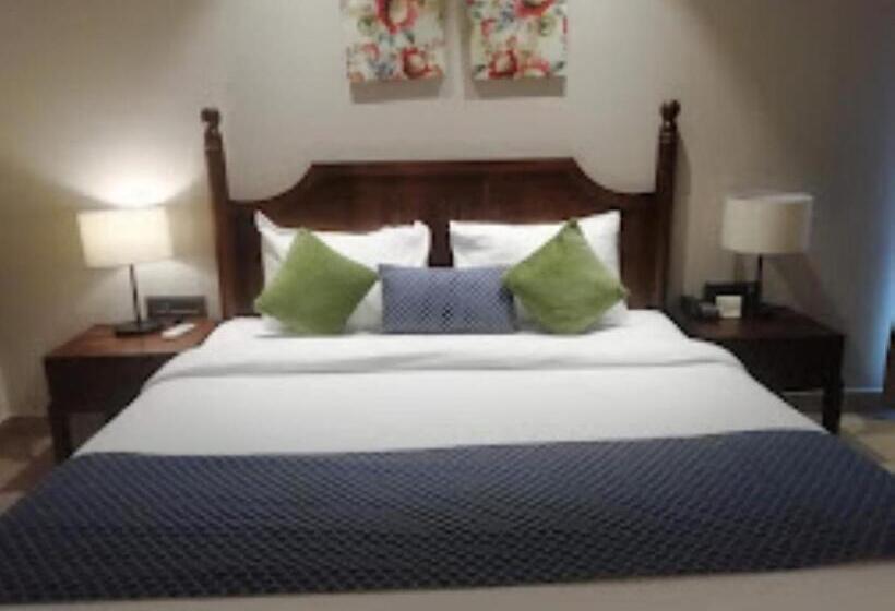 Хижина, Mango Tree Resorts,ranapur