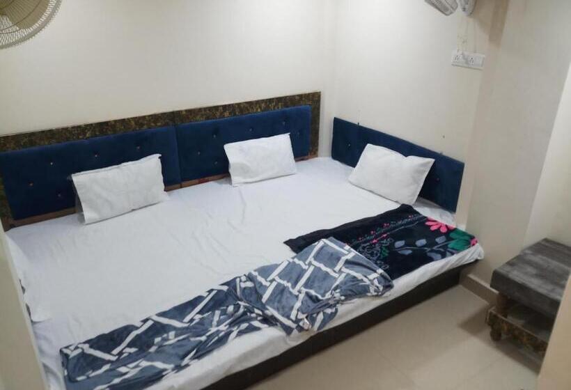Семейный Номер, Blue Tower Inn