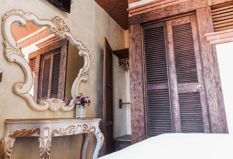 バルコニー付きスタンダードルーム, Casa Roque