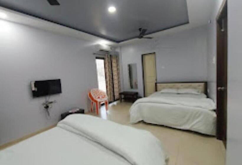 Люкс, Raigad Srushti Beach Resort Nagaon
