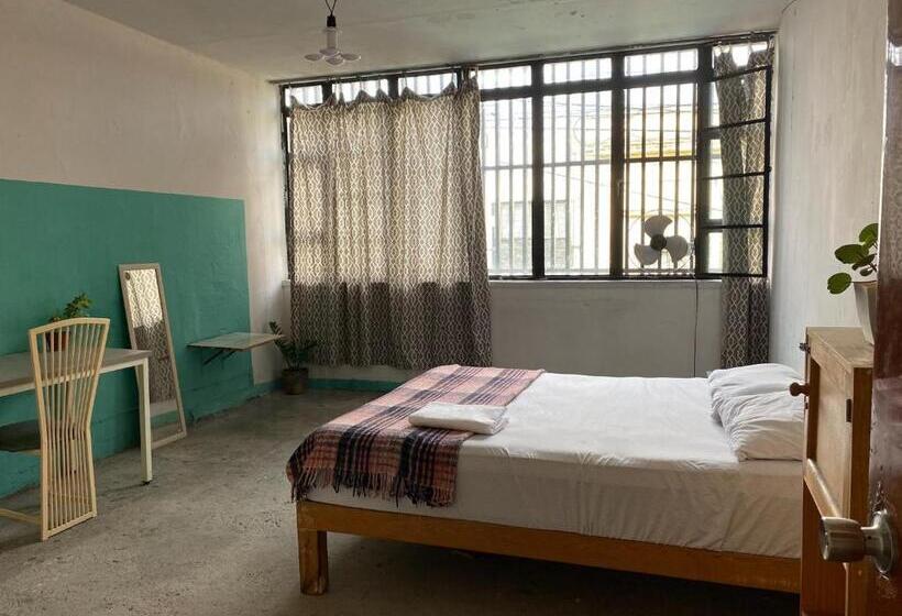 스탠다드 룸 공동 욕실, Casita Hostel