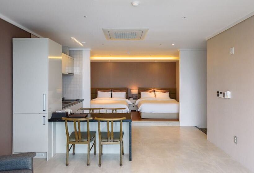 اتاق استاندارد, Friemily Poolvilla &
