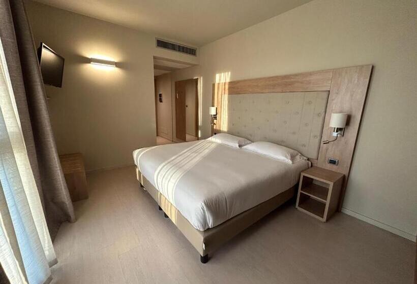 اتاق استاندارد, Tower Hotel Malpensa