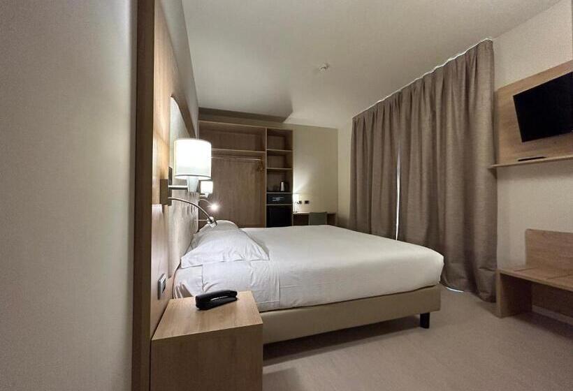 اتاق استاندارد, Tower Hotel Malpensa
