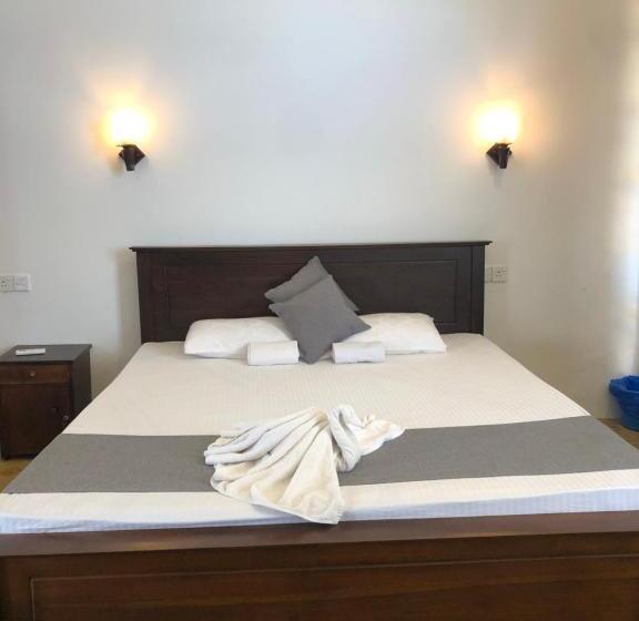 Номер Deluxe Вид на Море с Балконом, Opera Beach Inn
