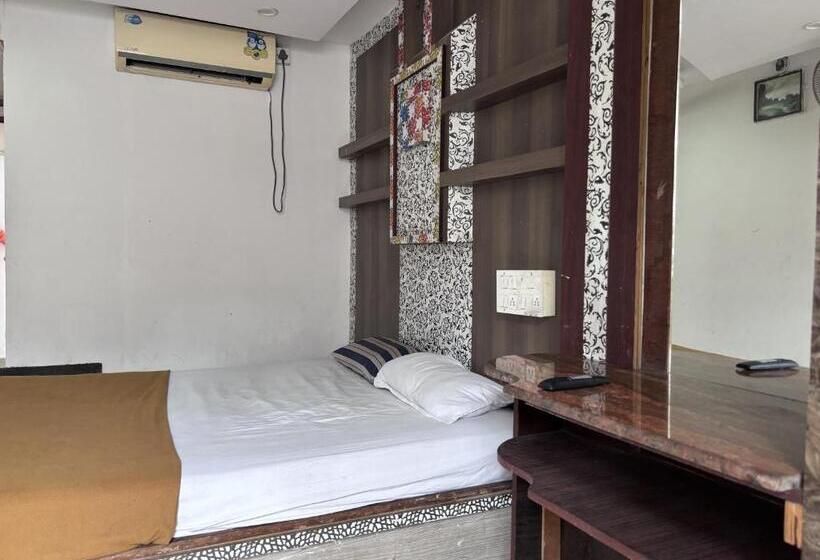 标准间, Staymaker Hotel Raj Empire