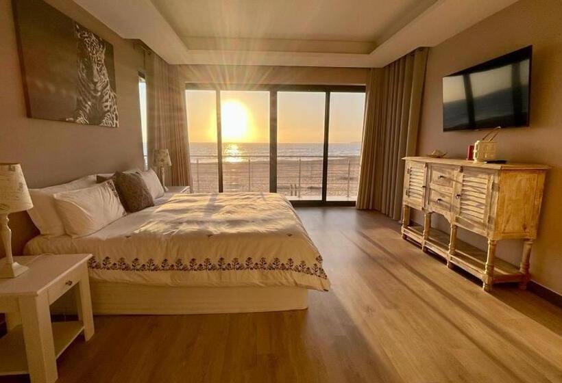 اتاق لوکس با بالکن و چشم‌انداز دریا, Divine Sands
