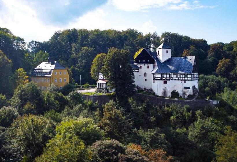 Номер Стандарт, Kavaliershaus Neben Schloss Rauenstein