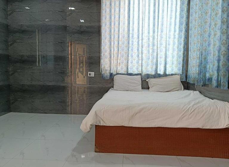 三人经典房间, Tulsi Resort