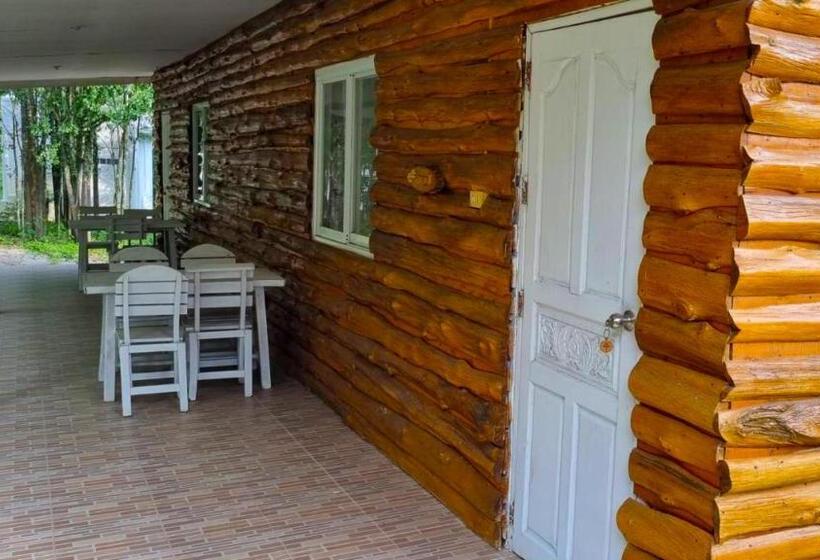 Вилла 2 Спальни, The Golden View Resort สวนผึ้ง