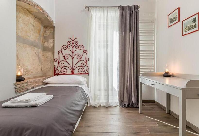 1 Bedroom Penthouse Apartment, Veronetta Stunning Rooftop With Lift