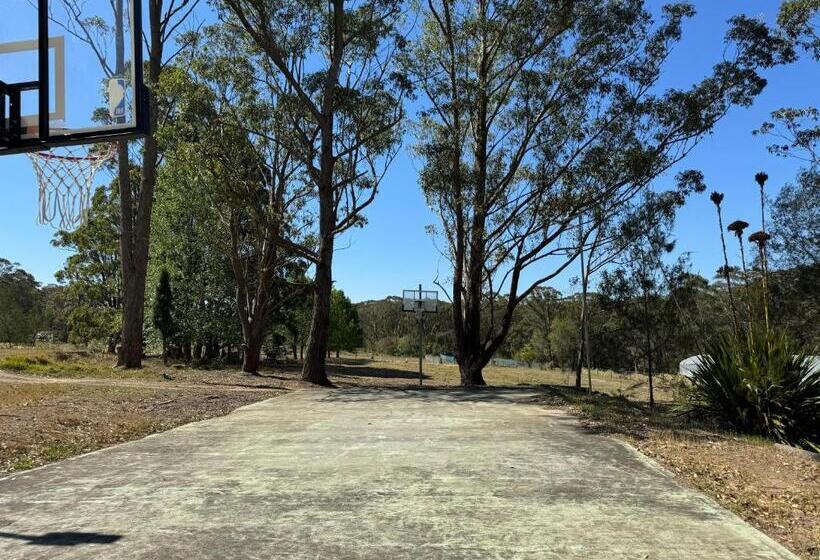 Шале 1 Спальня, Sydney Farm Stay    Live With Nature And Animals