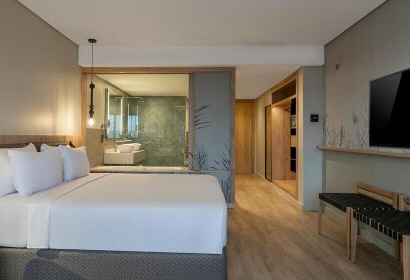 Полулюкс Вид на Горы, Radisson Safari Hotel Hoedspruit