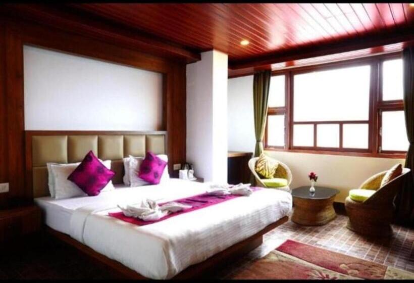 高级大房间, Dragon Inn, Gangtok