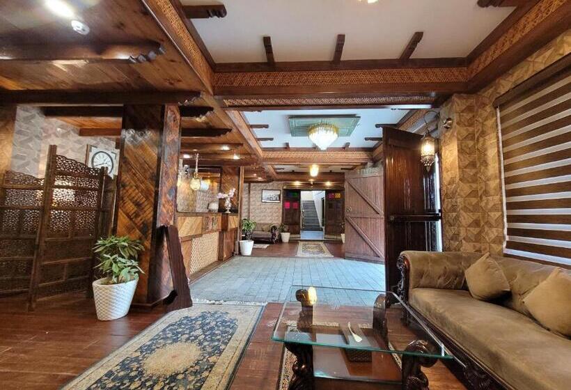 Номер Deluxe, Green Rooms, Vintage Luxury Near Dal Lake
