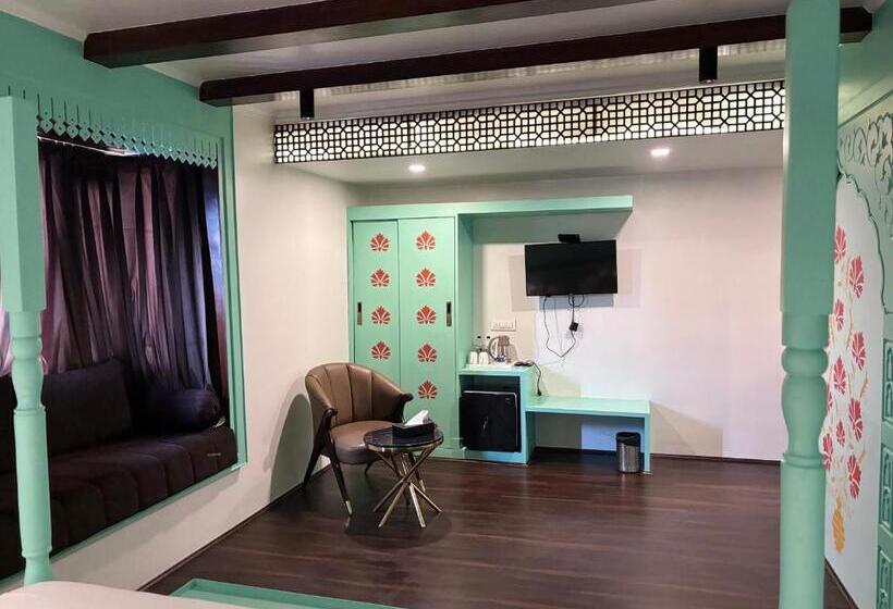 Номер Superior Кровать Кинг, Green Rooms, Vintage Luxury Near Dal Lake
