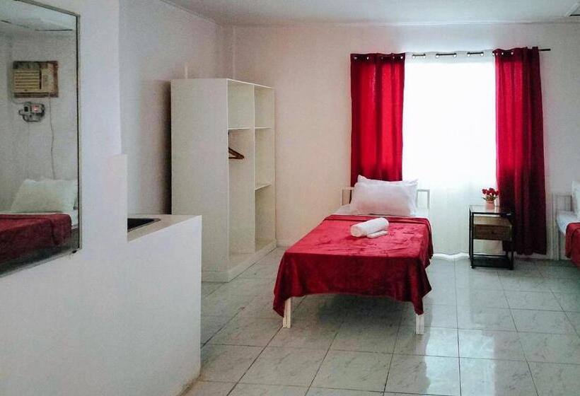 Семейный Номер, Reddoorz At Rio Bella Lacson St Bacolod