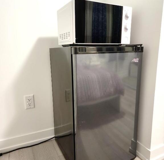 Номер Стандарт Совместная Ванная, Toronto Downtown Midtown North York Newly Built Modern Bright Room