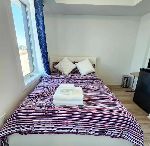 Номер Economy, Toronto Downtown Midtown North York Newly Built Modern Bright Room