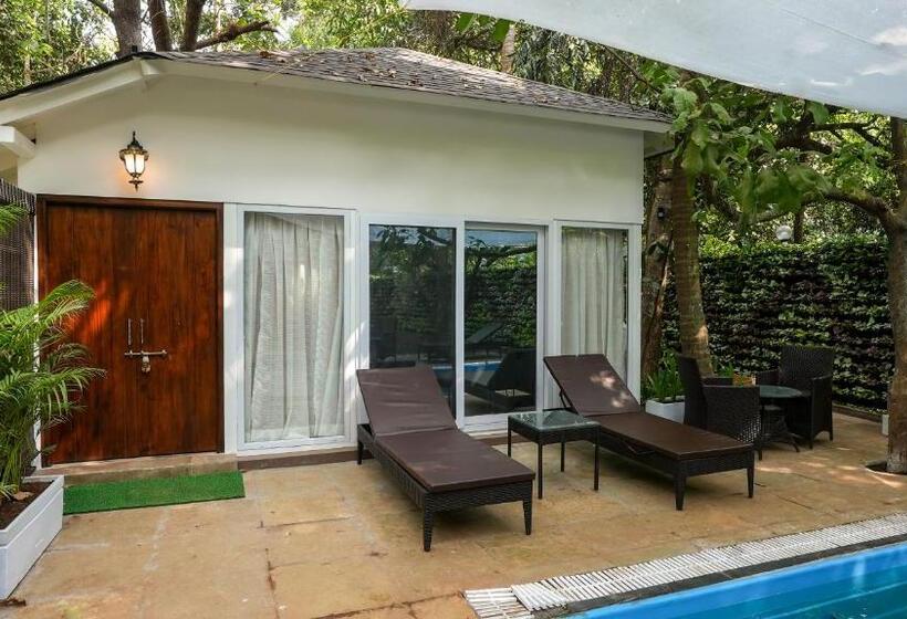 小型套房带泳池景, Swimup   Suites With Private Pool , Vagator