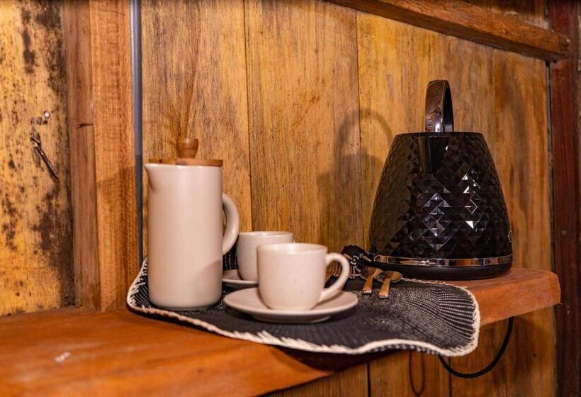 اتاق استاندارد با چشم‌انداز دریاچه, Aparthotel Ayahuaska For Solo Travelers
