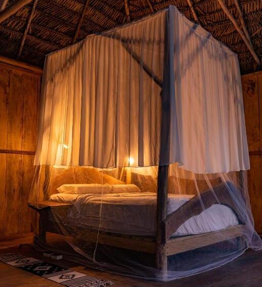 اتاق استاندارد با چشم‌انداز دریاچه, Aparthotel Ayahuaska For Solo Travelers